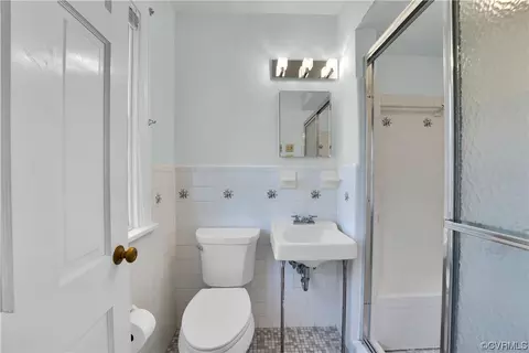 Bath - 13400 W Salisbury Rd, Midlothian, VA 23113 photo 2 of 3