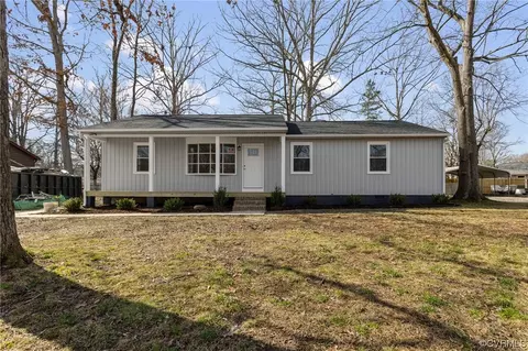 544 Briarwood Cir, North Prince George, VA 23860