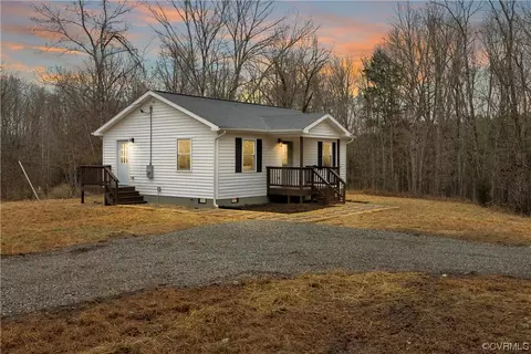 13751 Bent Creek Rd, Amelia Court House, VA 23002