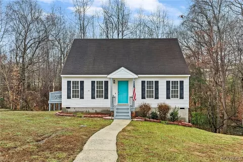 5137 Glen Tara Dr, Midlothian, VA 23112