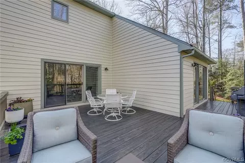 Exterior - 14017 Copper Hill Rd, Midlothian, VA 23112 photo 10 of 10