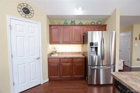 Kitchen - 8194 Janice Ave, Mechanicsville, VA 23111 photo 6 of 8