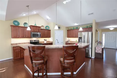 Kitchen - 8194 Janice Ave, Mechanicsville, VA 23111 photo 2 of 8