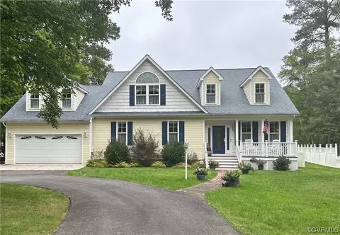 7604 Cypress Dr, Lanexa, VA 23089