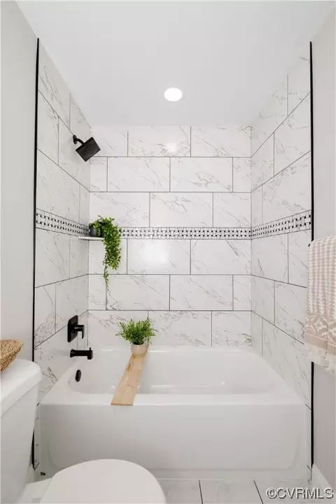 Bath - 8237 Robert Bruce Dr, North Chesterfield, VA 23235 photo 5 of 5