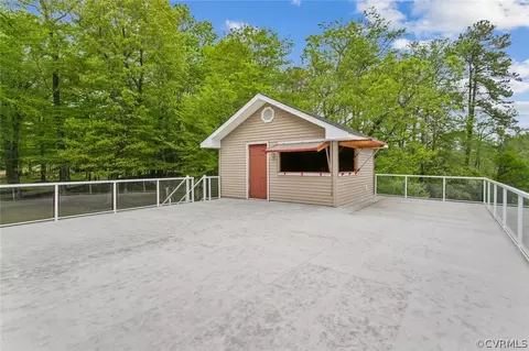 Exterior - 1915 Carter Rd, Lanexa, VA 23089 photo 6 of 18