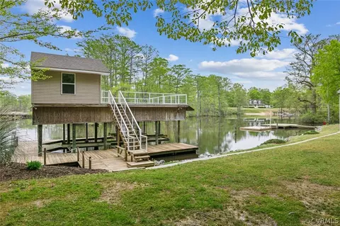 View/Area - 1915 Carter Rd, Lanexa, VA 23089 photo 3 of 7
