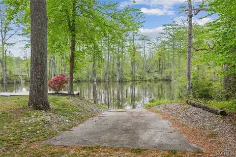 View/Area - 1915 Carter Rd, Lanexa, VA 23089 photo 5 of 7