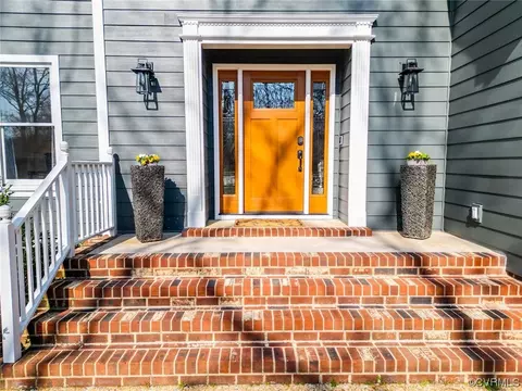 Entry Way - 2500 Chartstone Dr, Midlothian, VA 23113 photo 1 of 2