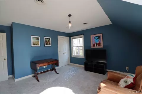 Living - 2500 Chartstone Dr, Midlothian, VA 23113 photo 6 of 6