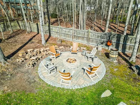 Exterior - 2500 Chartstone Dr, Midlothian, VA 23113 photo 13 of 17
