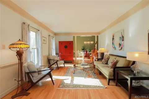 Living - 2500 Chartstone Dr, Midlothian, VA 23113 photo 2 of 6