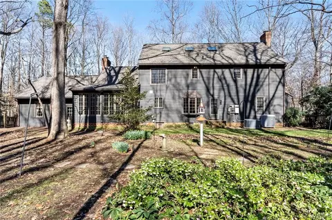 Exterior - 3051 Mount Hill Dr, Midlothian, VA 23113 photo 3 of 4