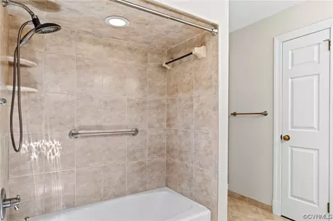Bath - 3051 Mount Hill Dr, Midlothian, VA 23113 photo 6 of 6