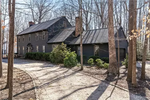 3051 Mount Hill Dr, Midlothian, VA 23113