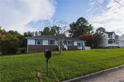 3804 Jackson Farm Rd, Hopewell, VA 23860