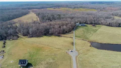 17 Panarea Rd, Burgess, VA 23024