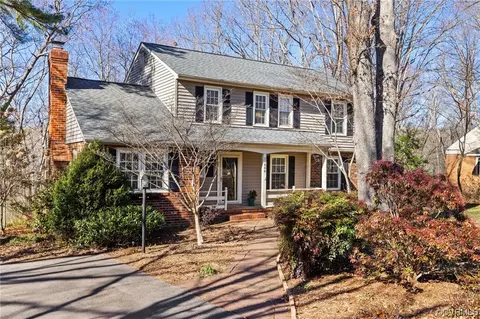 11808 Deerhurst Dr, Midlothian, VA 23113