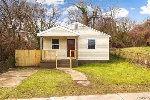 424 S Dunlop St, Petersburg, VA 23803