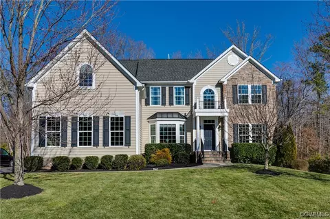 6007 Red Setter Ln, Moseley, VA 23120