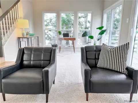 Living - 4811 Long Shadow Dr, Midlothian, VA 23112 photo 9 of 9