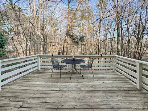 Exterior - 4811 Long Shadow Dr, Midlothian, VA 23112 photo 7 of 8