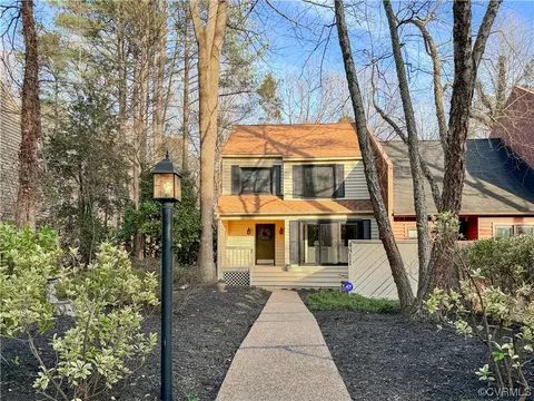 Exterior - 4811 Long Shadow Dr, Midlothian, VA 23112 photo 5 of 8