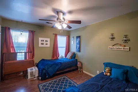 Bedroom - 1319 Daniel Rd, Blackstone, VA 23824 photo 3 of 6