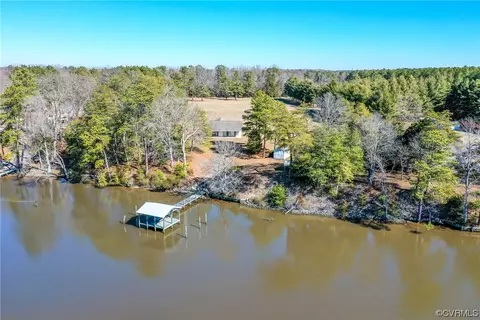 475 Benvenue Farms Rd, Little Plymouth, VA 23091