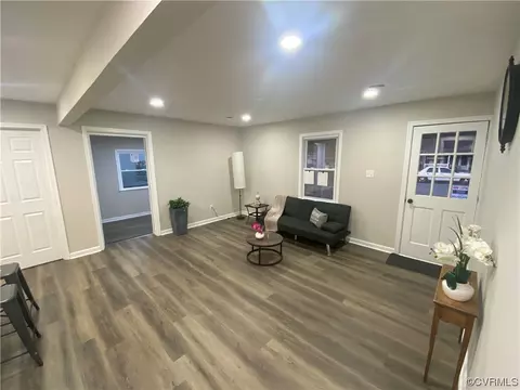 Living - 225 Bartee Rd, Richmond, VA 23224 photo 3 of 3
