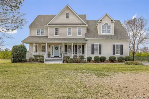 513 Fairway Woods Dr, Chester, VA 23836