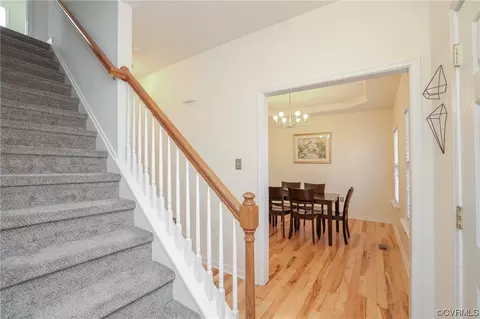 Entry Way - 1600 Winterfield Pl, Midlothian, VA 23113 photo 2 of 6