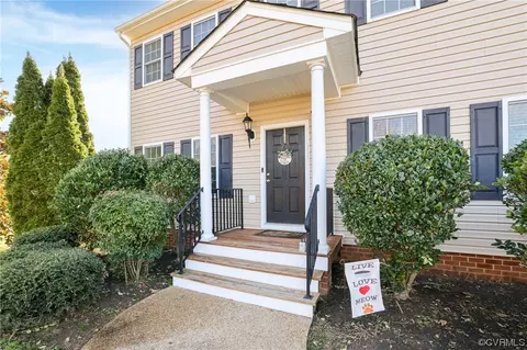 Exterior - 1600 Winterfield Pl, Midlothian, VA 23113 photo 3 of 7