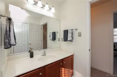 Bath - 1600 Winterfield Pl, Midlothian, VA 23113 photo 2 of 8