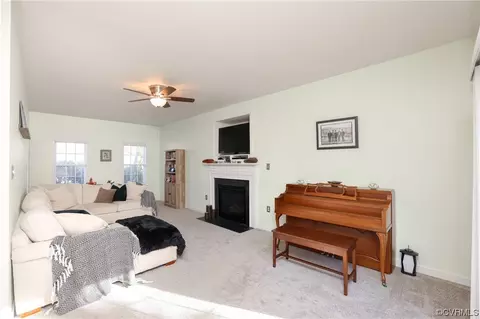 Bedroom - 1600 Winterfield Pl, Midlothian, VA 23113 photo 1 of 8