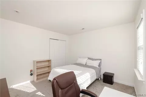 Bedroom - 1600 Winterfield Pl, Midlothian, VA 23113 photo 3 of 8