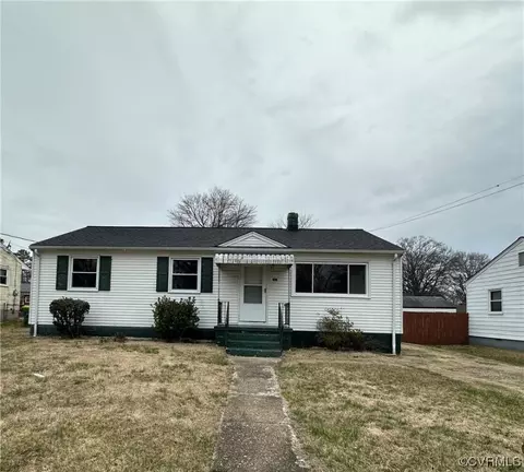 2903 Clingman St, Hopewell, VA 23860