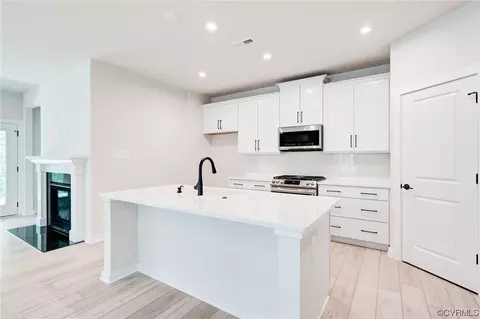 5419 Grandin Ave #2-1, Moseley, VA 23120