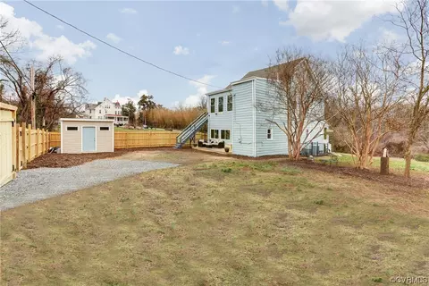 Exterior - 2018 Monteiro Ave, Richmond, VA 23222 photo 11 of 12