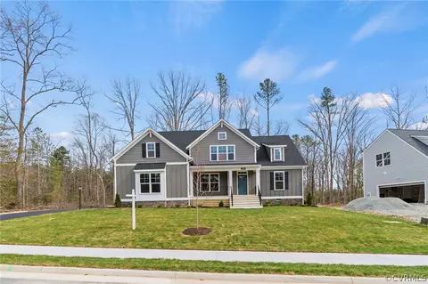 3819 Tuckmar Pond Dr, Moseley, VA 23120