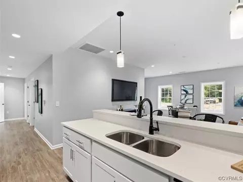 Kitchen - 1504 Ewing Park Loop #206, Midlothian, VA 23113 photo 5 of 5