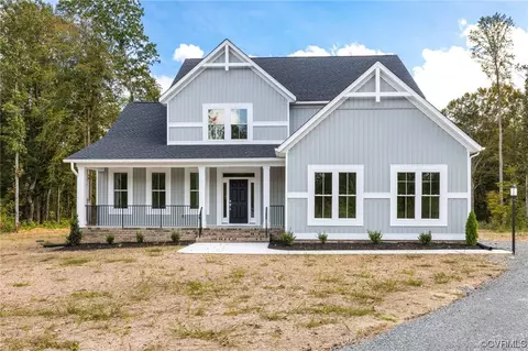 8470 Roden Dr, Mechanicsville, VA 23111