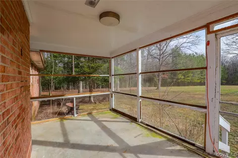 Exterior - 321 County Line Rd, Midlothian, VA 23112 photo 1 of 10