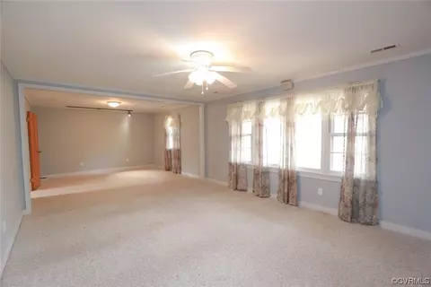 Living - 321 County Line Rd, Midlothian, VA 23112 photo 1 of 3