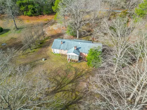 View/Area - 321 County Line Rd, Midlothian, VA 23112 photo 1 of 11