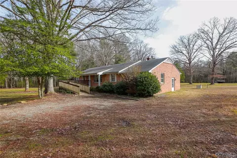 Exterior - 321 County Line Rd, Midlothian, VA 23112 photo 10 of 10