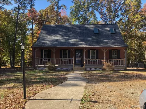 12406 Sandbag Cir, Midlothian, VA 23113