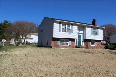 7486 Ridge Way, Mechanicsville, VA 23111