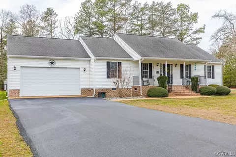214 Oak Ridge Ct, Aylett, VA 23009