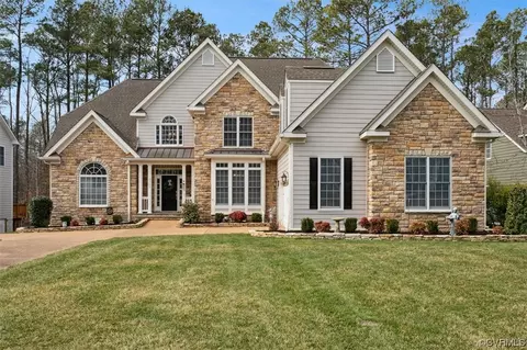 5760 Regal Ln, Providence Forge, VA 23140